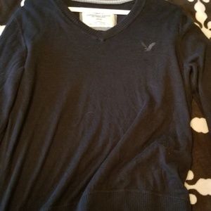 AE black vneck sweter